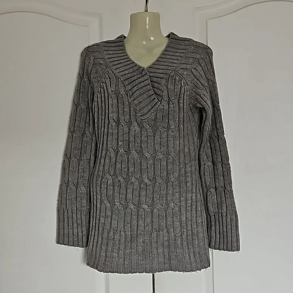 Seductions Knitted Long Sleeves Sweater Medium Gray